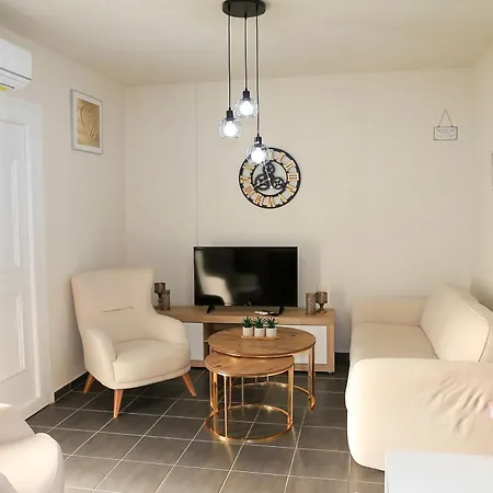 Tranquil Retreat In Апартаменты *